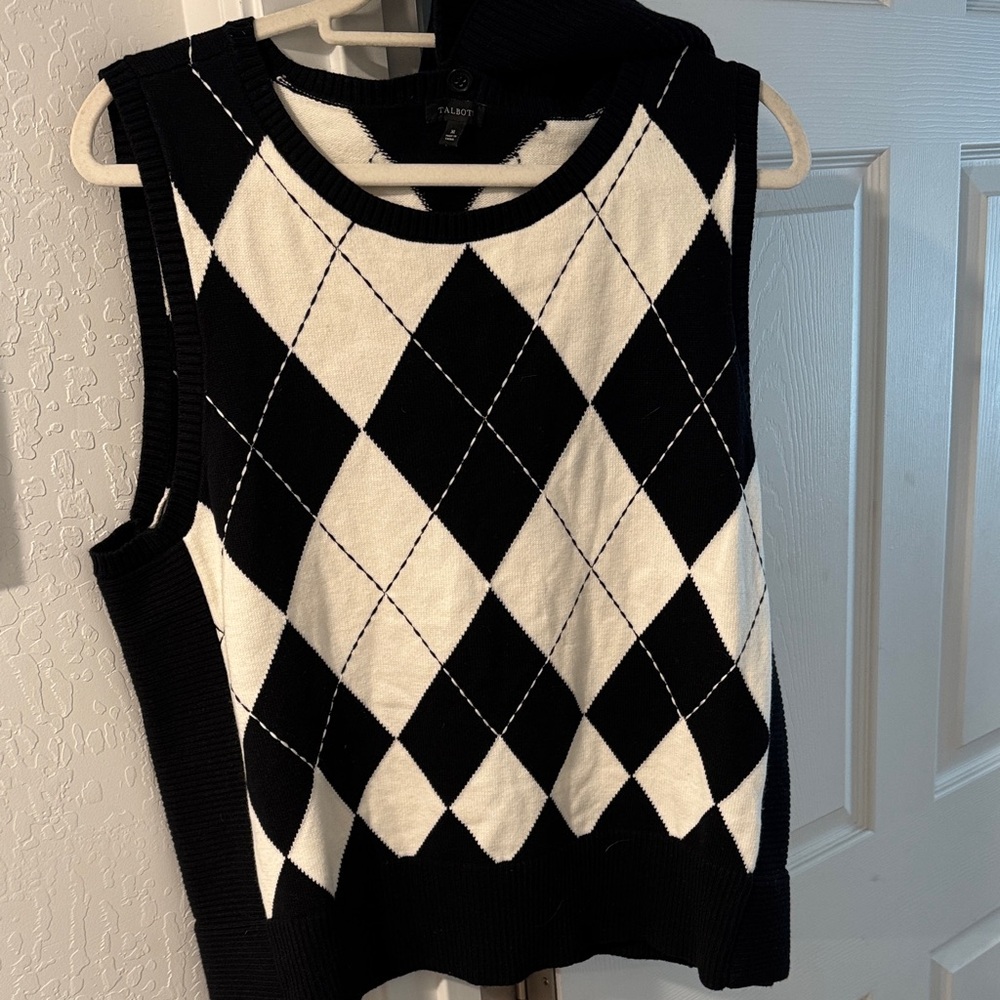 Talbots convertible Cowl Neck Argyle Vest.